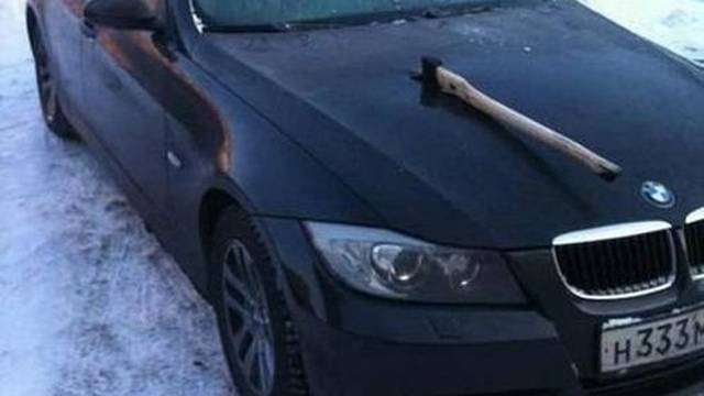 20 Heart-Breaking Pictures Of Vandalized Cars And Pickups