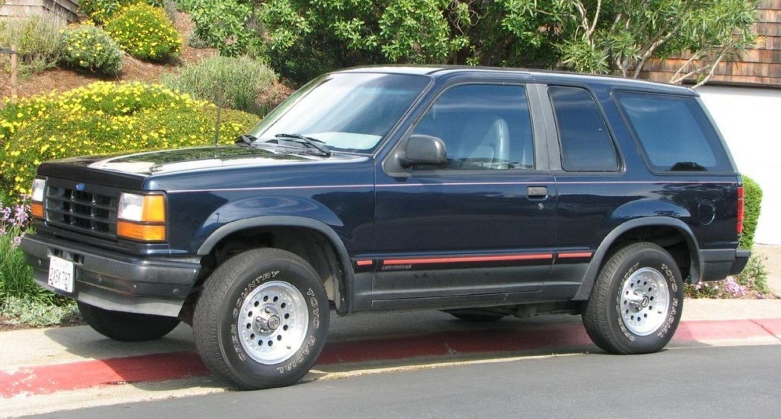 20 Ford Cars From The 90s That Make No Sense