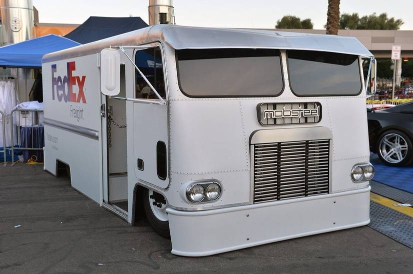 Usps Hot Rods 19 Service Vehicles Turned Into Awesome Hot Rods