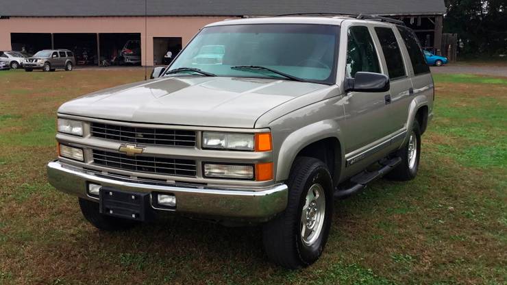 23 Of The Coolest V8 Cars You Can Buy For Under 10 000 Hotcars