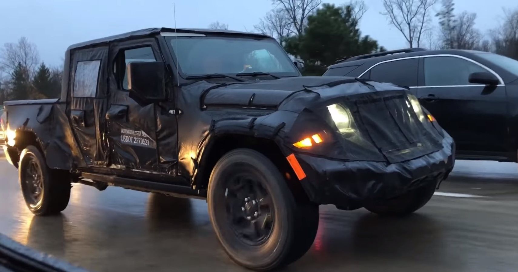 Jeep Wrangler Scrambler Pickup Spotted With New Top Lights