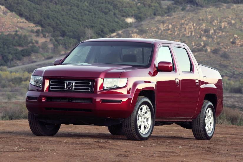 10 Pre-2010s Pickup Trucks That Will Run Forever