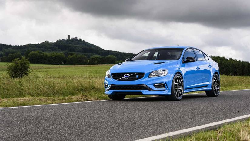 20 Fastest Cars Everyone Forgets Exist