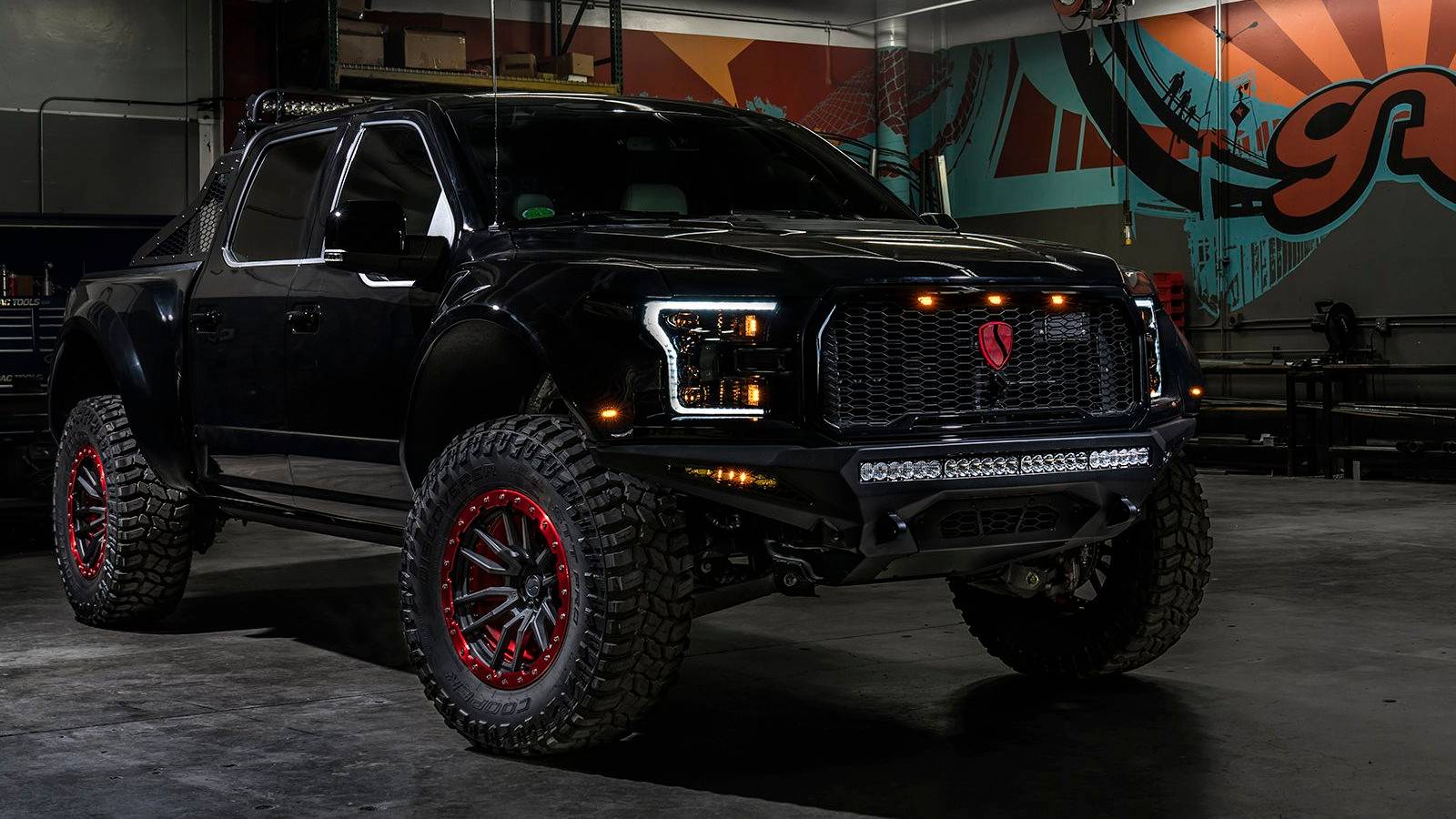 This Ford Raptor Build Completely Revamps The Truck