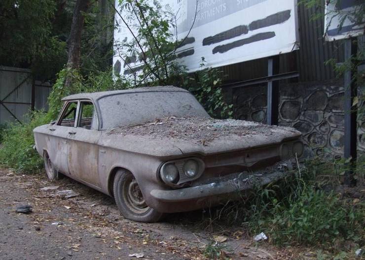 14 Sad Pictures Of Abandoned Cars In India Hotcars