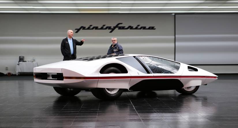 19 Bizarre Car Designs That Made Us Question Reality