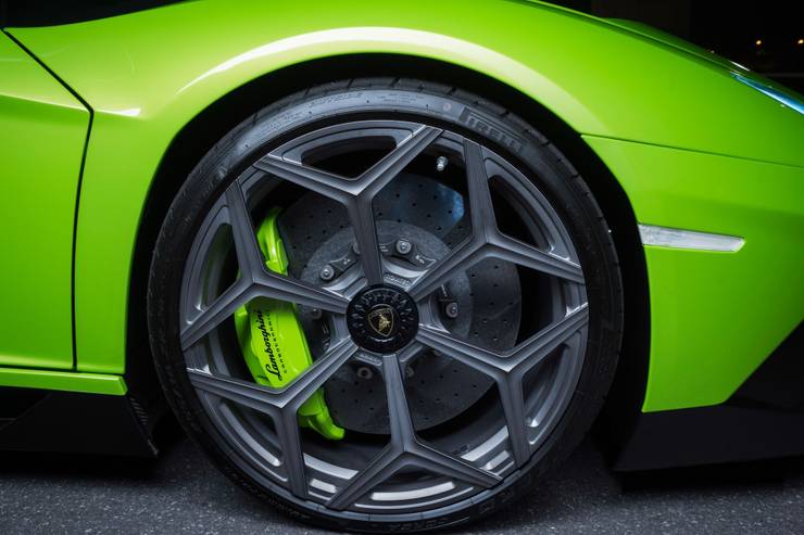 22 Rims Worth More Than What S In Your Bank Account Hotcars