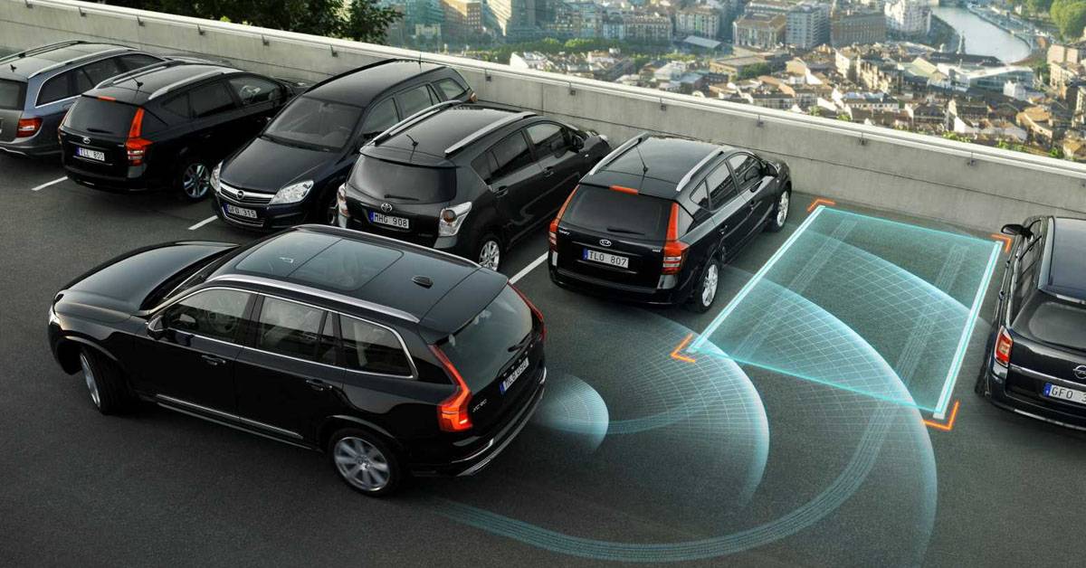 10 Car Options That Are Just Ridiculous (And 10 We Wish Every Car Had)