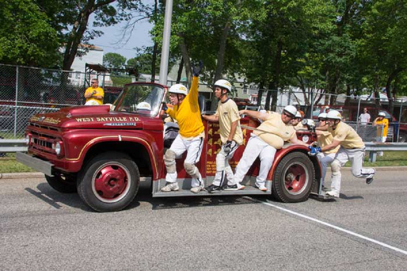 15 Pictures Of Fire Trucks Transformed Into Drag Racers (Really)