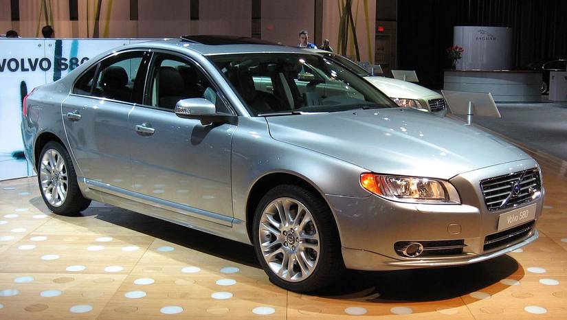 24 Low Key Cars Too Fast For Cops To Catch