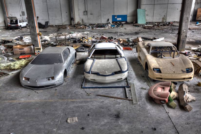 20 Sad Photos Of Cars In Factories That Were Left Behind
