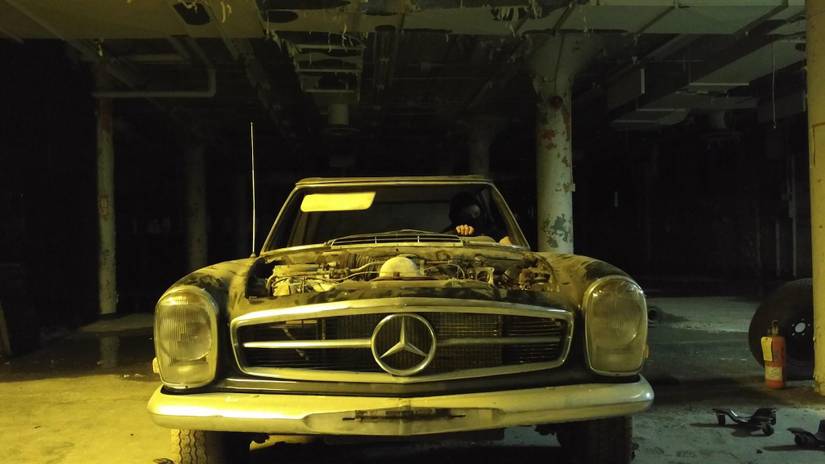 20 Sad Photos Of Cars In Factories That Were Left Behind