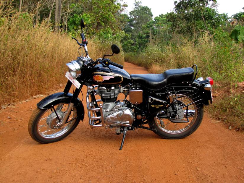 8 Reasons Why We Love The Royal Enfield Bullet (2 Reasons Why We'd ...