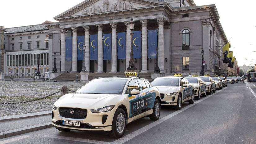 13 Photos Of Taxis We'd Ride In Any Day (12 We Wouldn't Set Foot In For ...