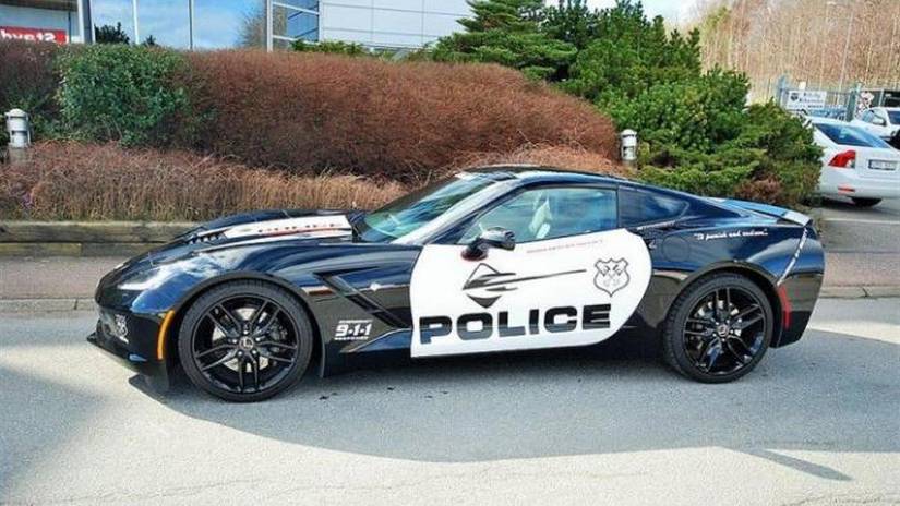 20 Police Supercars From Around The World (In Pictures)