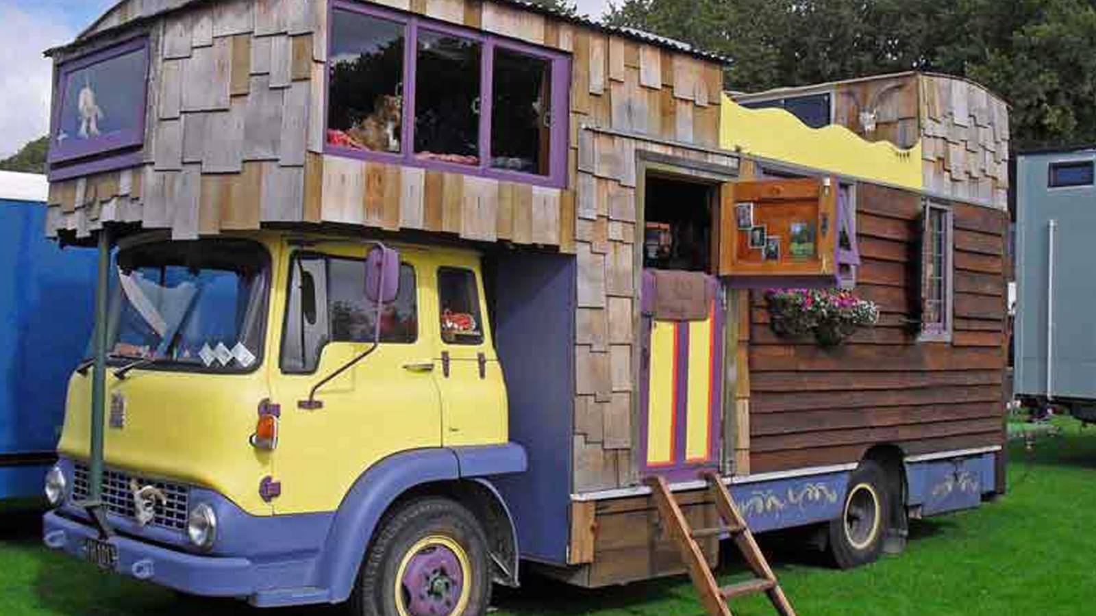 10 Amazing Vehicles Turned Into Tiny Homes