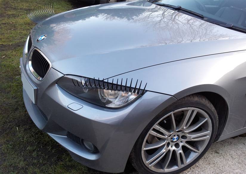 25 Strangest Car Features Everyone Laughs At Today