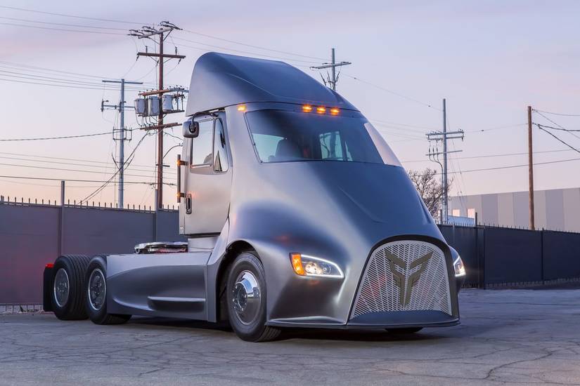 10 Of The Sickest Big Rigs We've Ever Seen (10 We Want To Unsee)