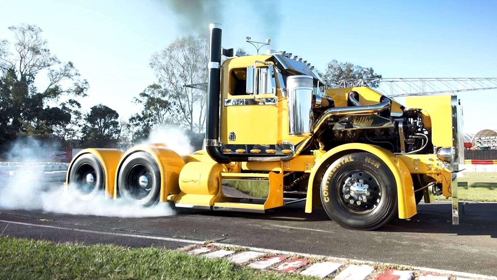 Watch This Insane Big Rig Do Burnouts With A Huge 28-L Twin-Turbo Motor