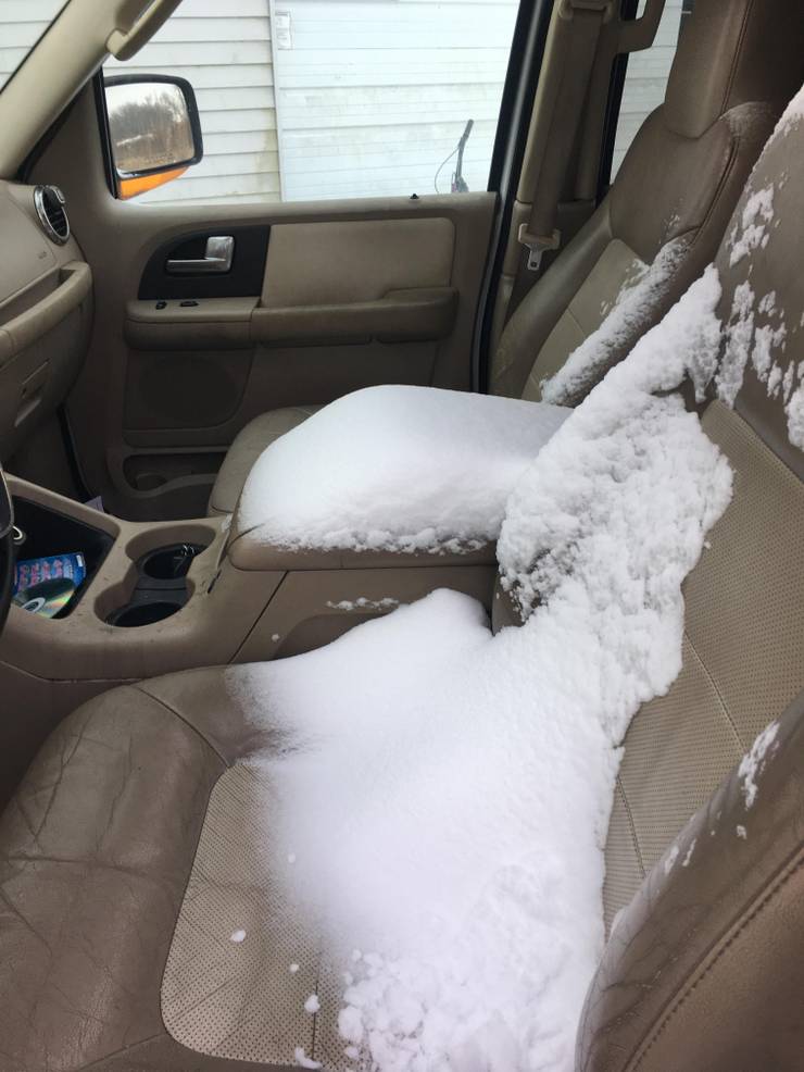 20 Photos Of People That Took Off Their Sunroof Too Early And Paid For It