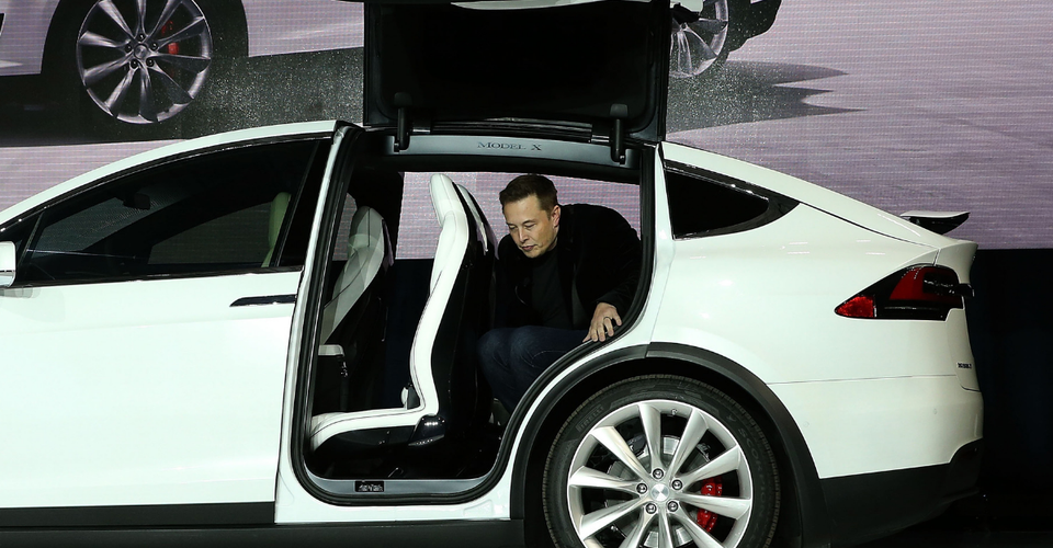 20 Glaring Problems Tesla Doesn T Want To Tell Us About Its Suv