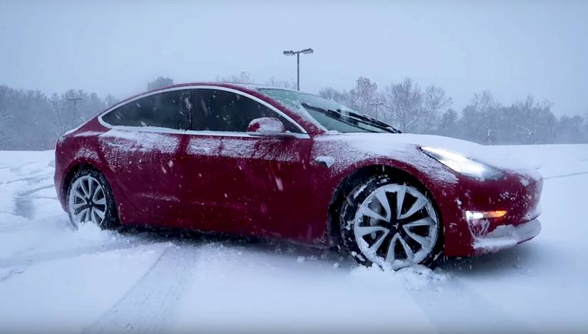 15 Pictures That Prove Teslas Are Built To Crumble
