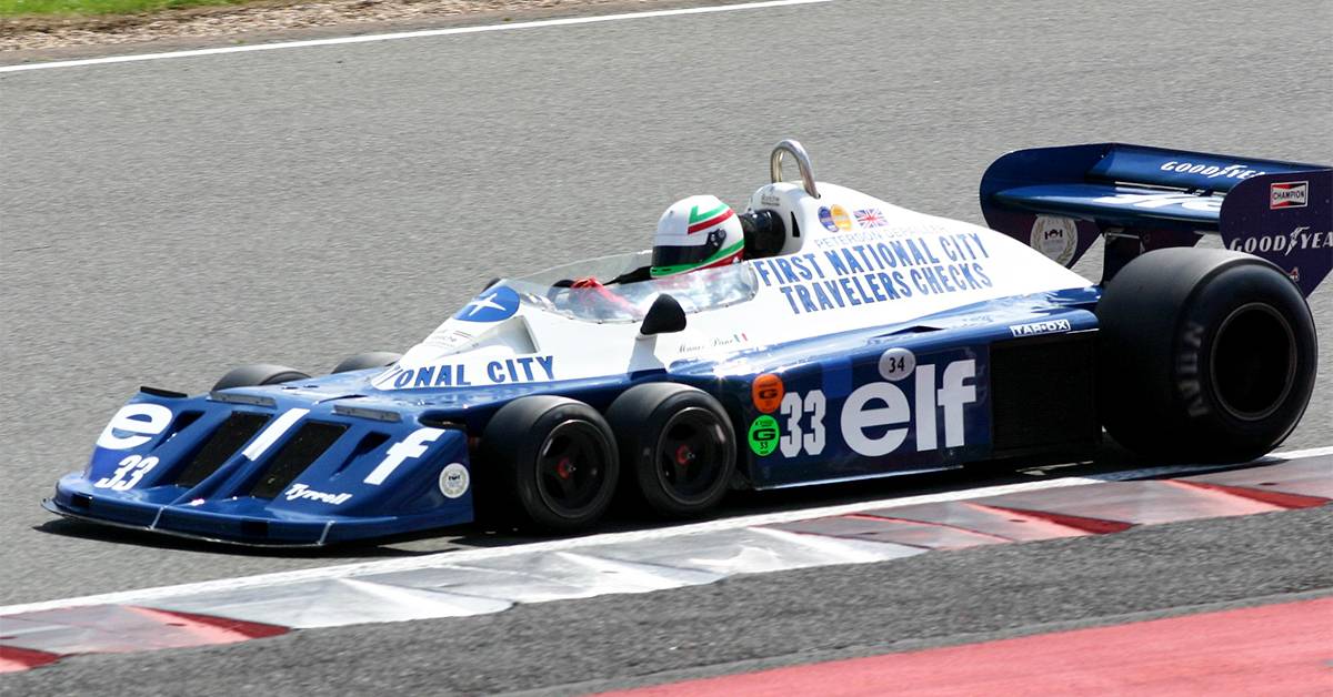 20 Pictures Of Really Weird Race Cars