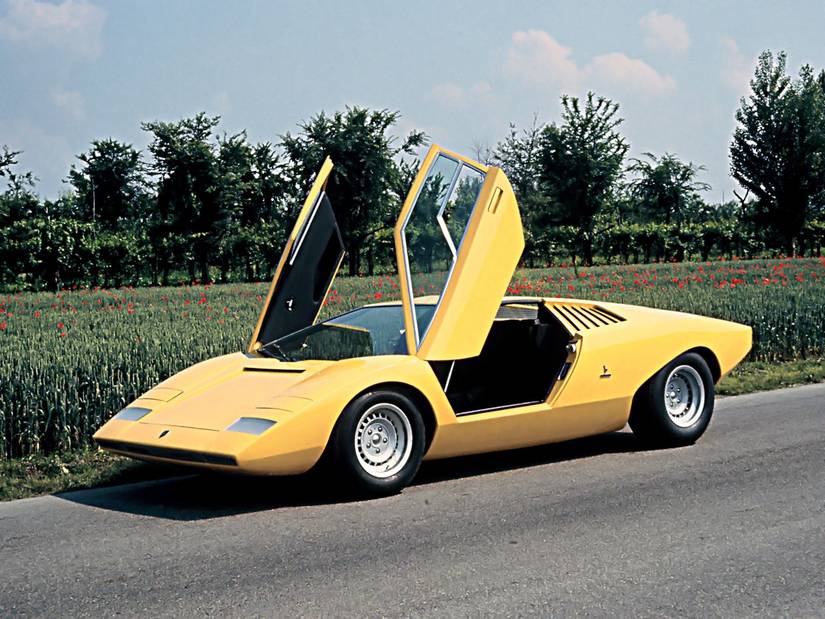 The 10 Coolest Cars From The 1970s