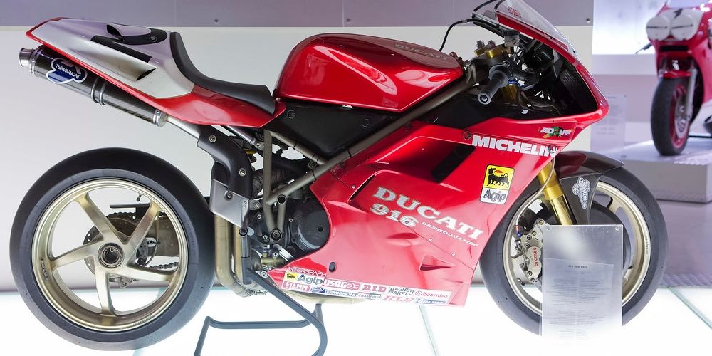 5 Reasons Why The Ducati 916 Is The Most Iconic Sportbike Ever (5