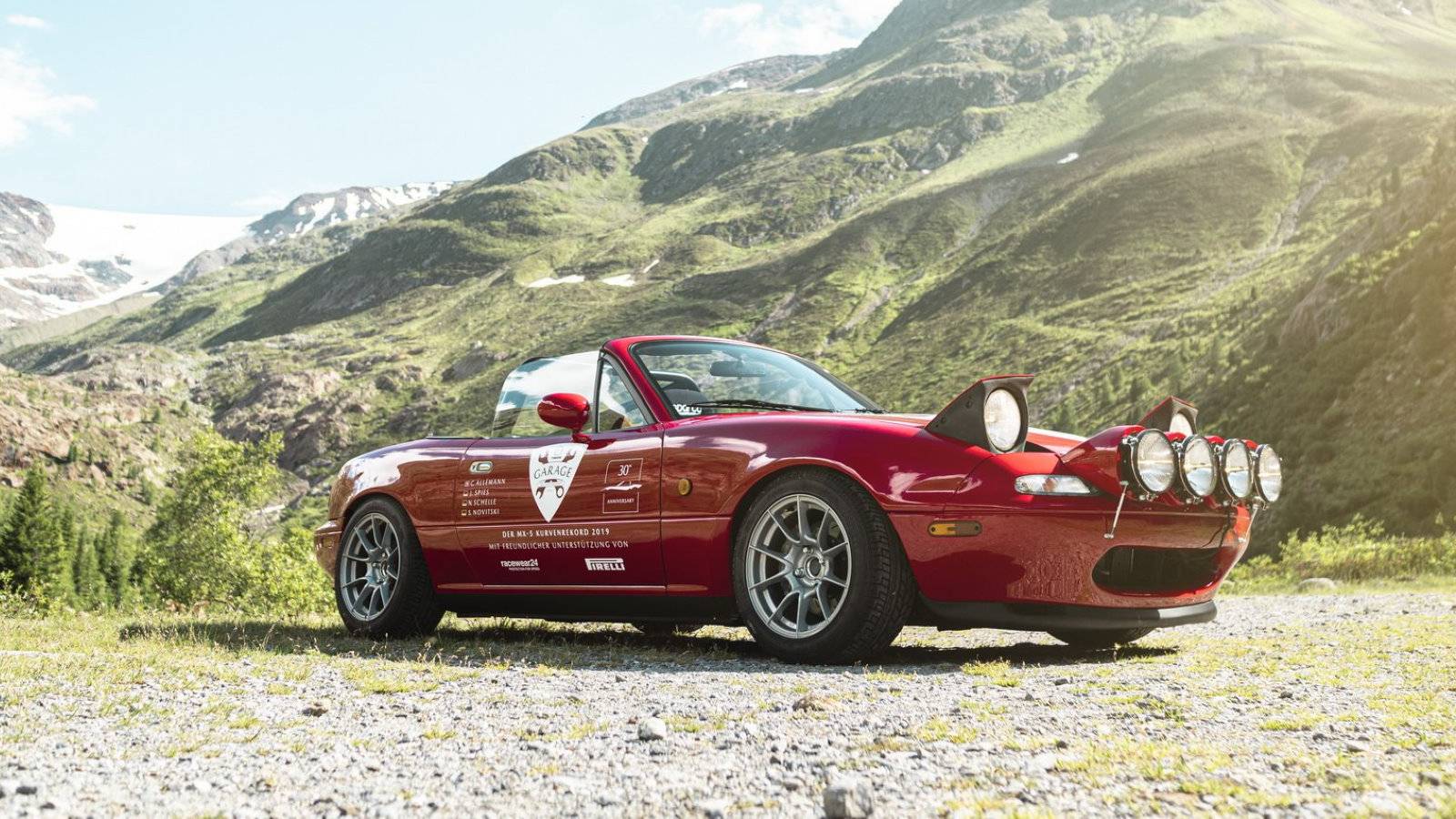 This Hardcore Mazda Miata Just Broke A World Record And You'll Never ...