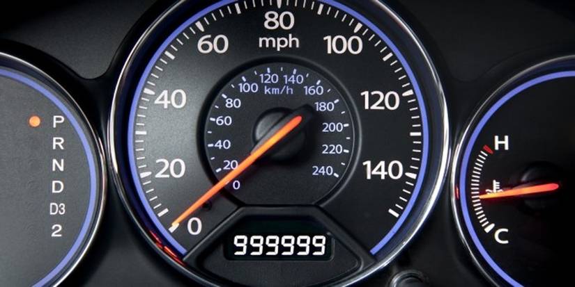 10 Things To Look For On A Vehicle History Report