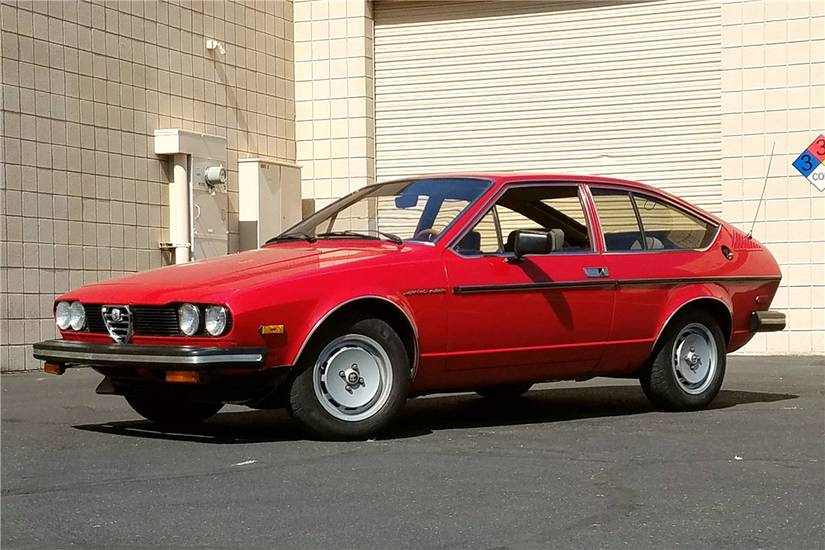 Alpha Romeo 80s 10 Sedans From The 80s That Should Make A Comeback