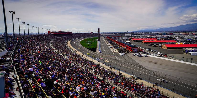 10 Awesome Race Tracks You'll Only Find In California