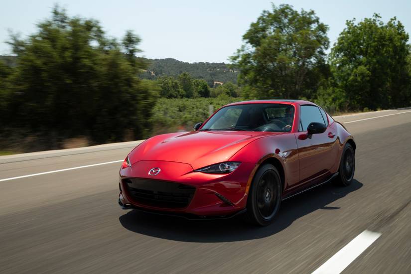 10 Fun Compact Cars That Are Perfect For City Driving