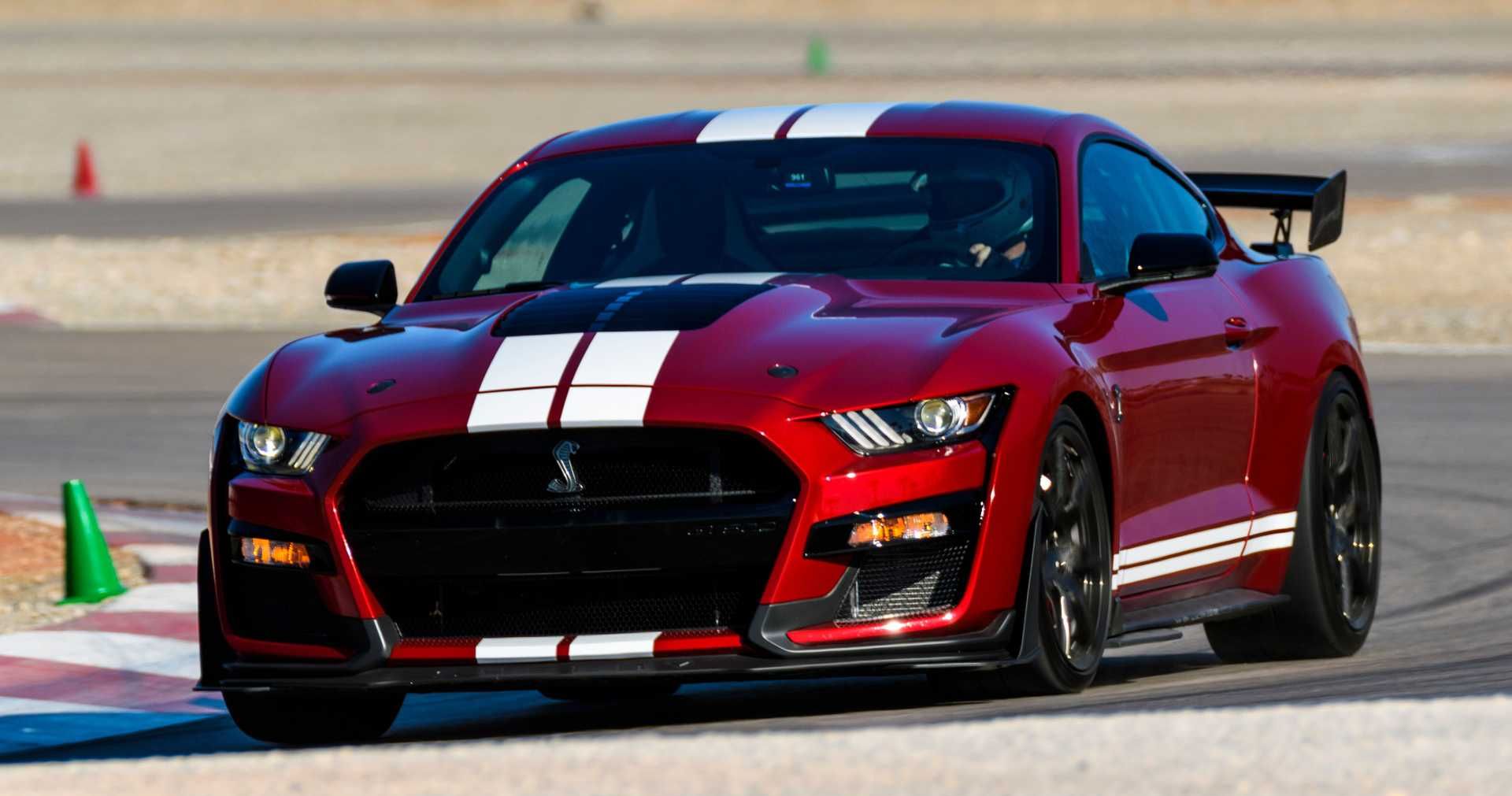 America's Most Powerful Production Car Engine: 2020 GT500 ...