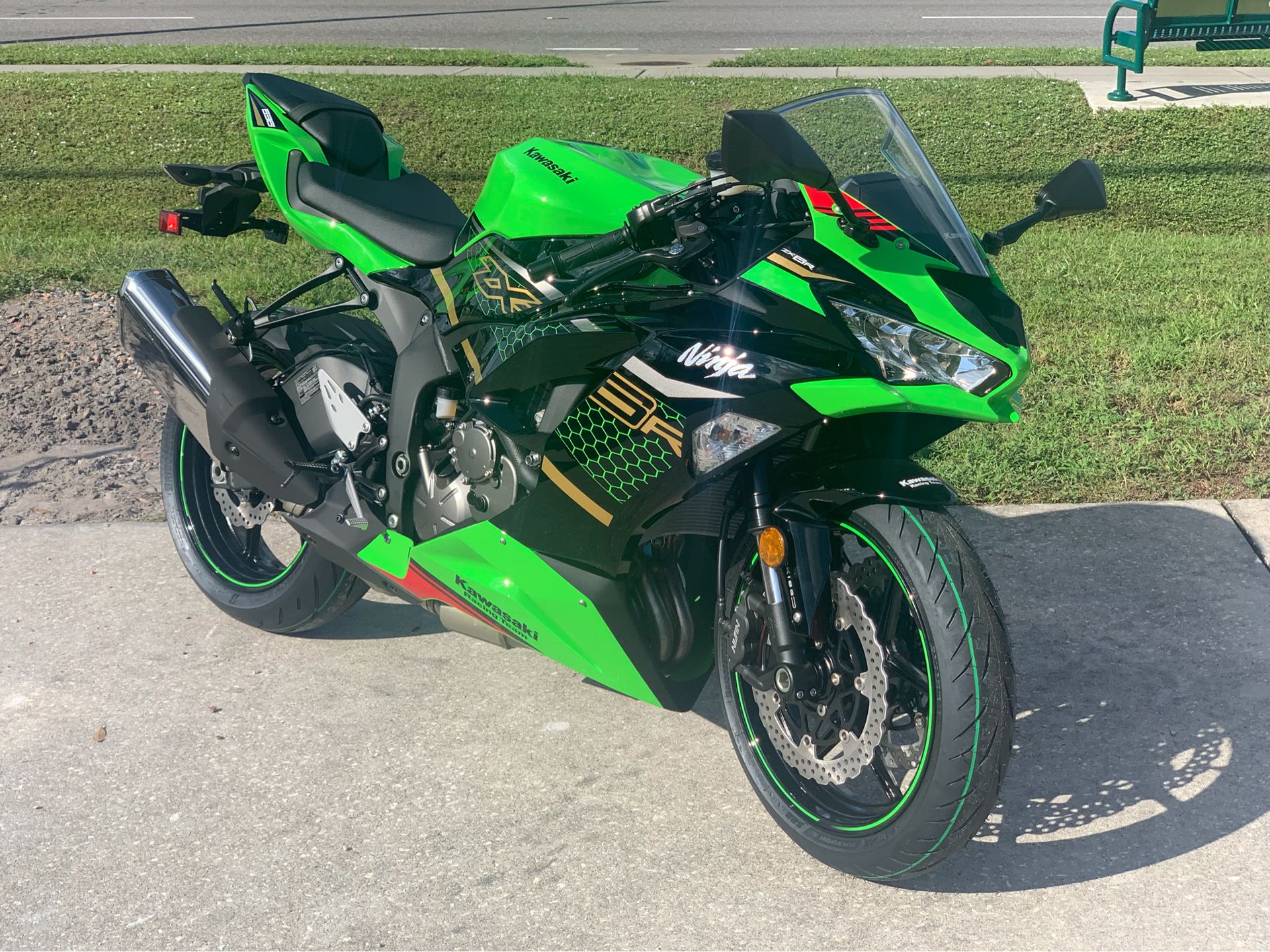 きんぐ KAWASAKI Ninja ZX-6R 2020 Parts and Technical Specifications