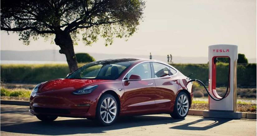 15 Things You Didn't Know The Tesla Model 3 Can Do