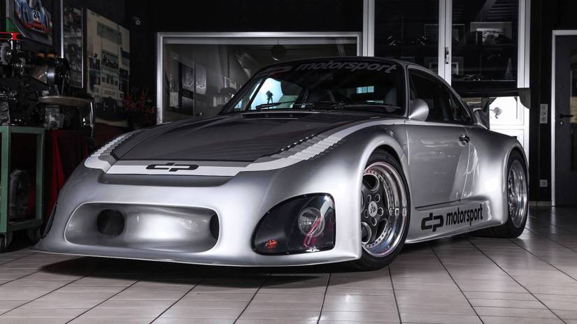 15 Sick Photos Of People's Modified Old Cars