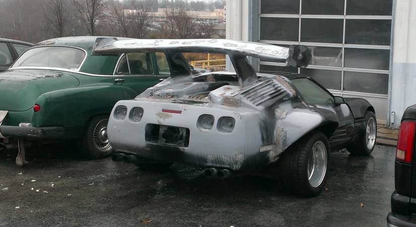15 Photos Of Corvettes That Were Ruined By Their Owners