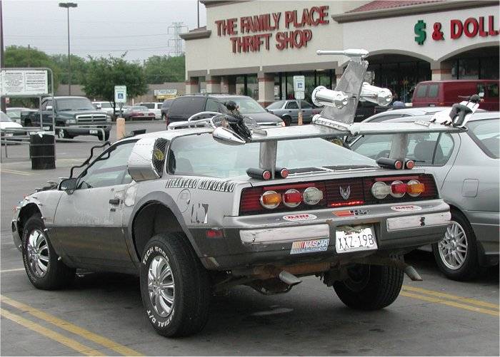 15 People Who Did A Terrible Job Customizing Their Old Muscle Car