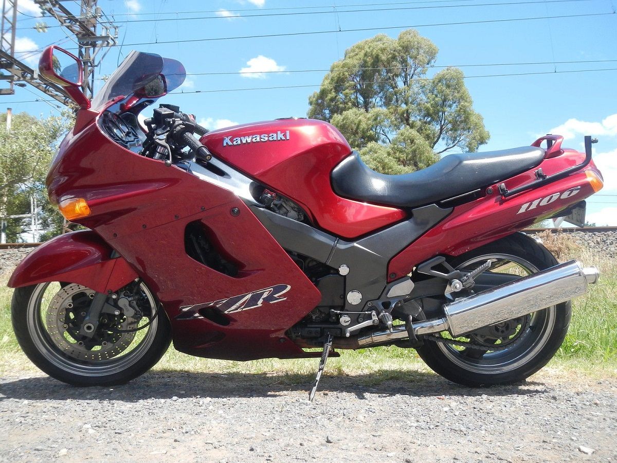 。 15 Reasons Why The Kawasaki Ninja ZX-11/ZZ-R1100 Is A Legend