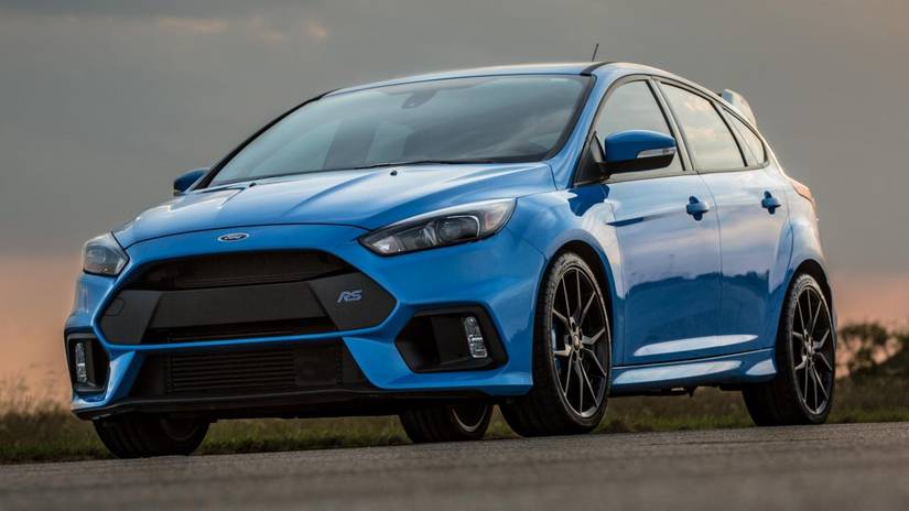 What Sports Car Enthusiasts Should Know About The Ford Focus RS
