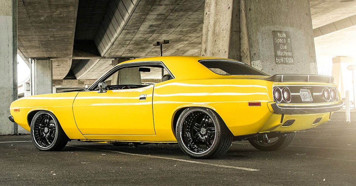 15 Photos Of Old Plymouth Hemi Cudas That Are Still Stunning Today