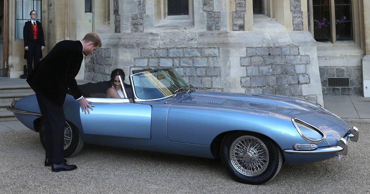 14 Regal Photos Of The Royal Family And Their Cars