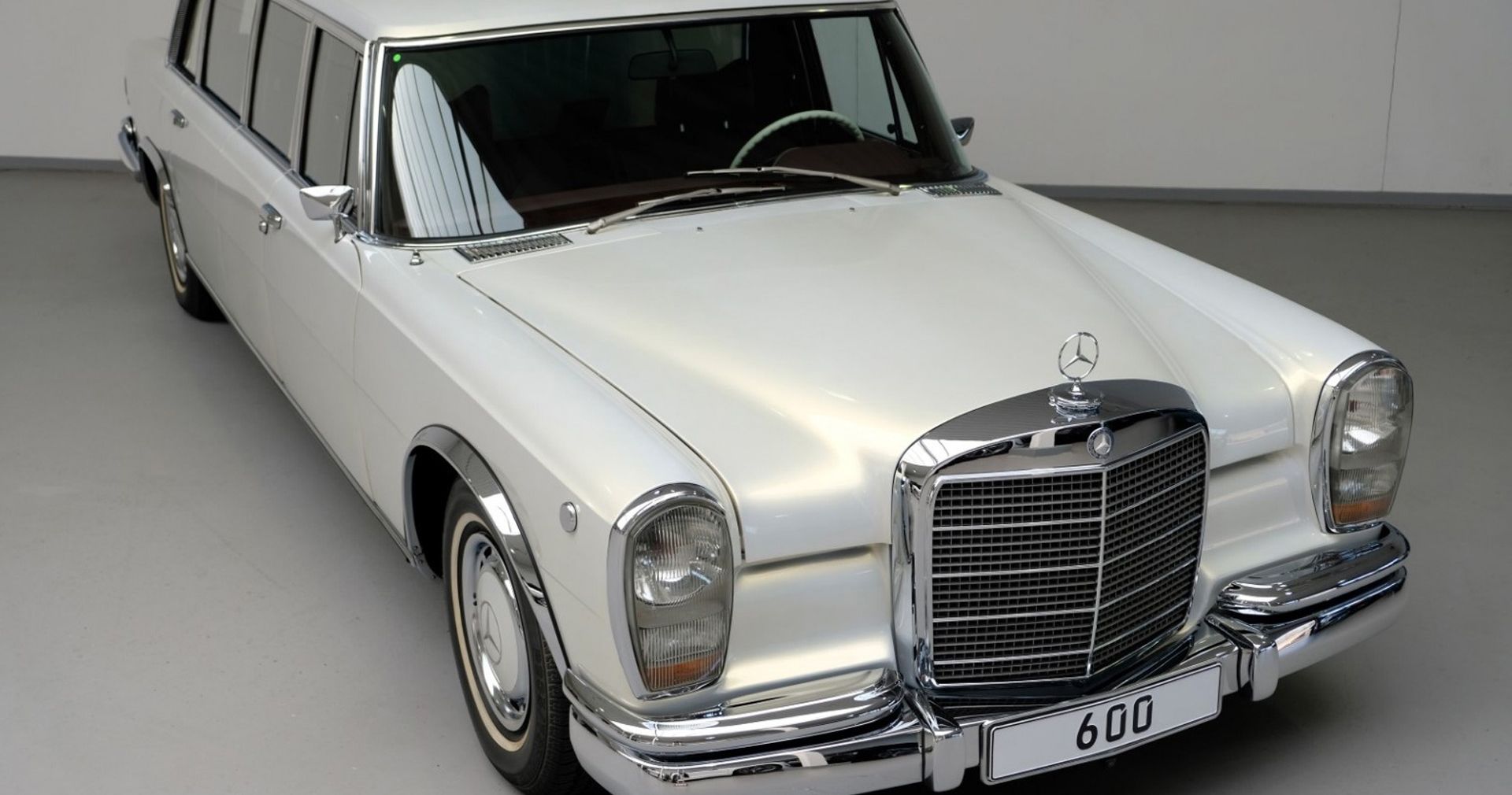 One-Of-A-Kind 1975 Mercedes 600 Pullman Gets Modern Maybach Mods