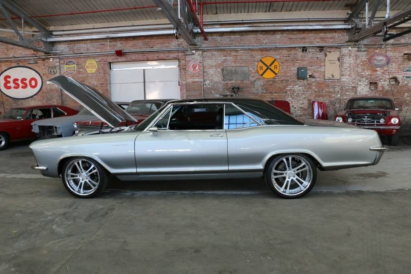 15 Times The FantomWorks Crew Messed Up Their Cars