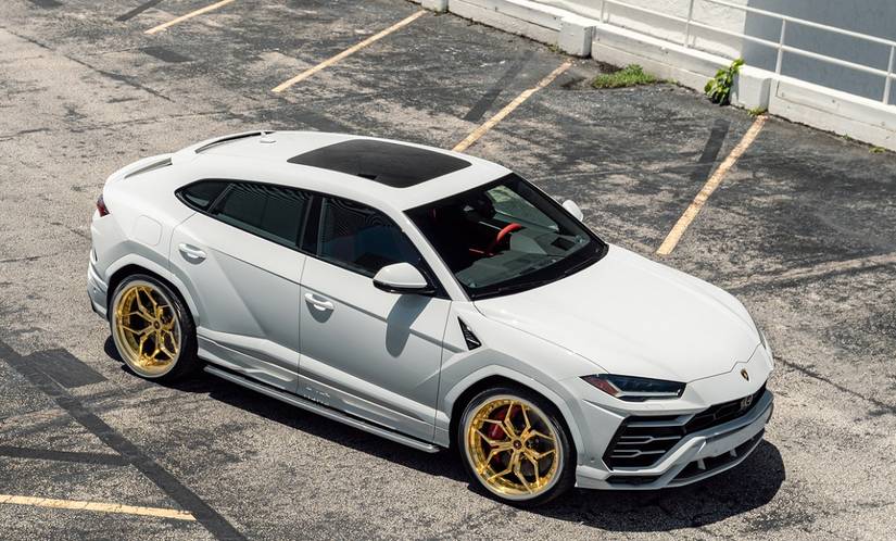 15 Sick Pics Of Custom Lamborghini Urus