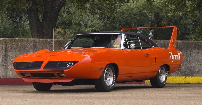 8 Muscle Cars You Can Restore For Peanuts (And 8 That Require A Fortune)