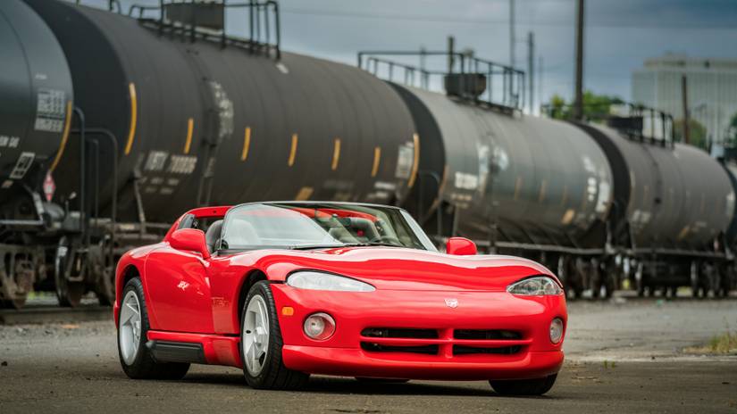 15 Thrilling Barebones Sports Cars You Can Buy For Cheap