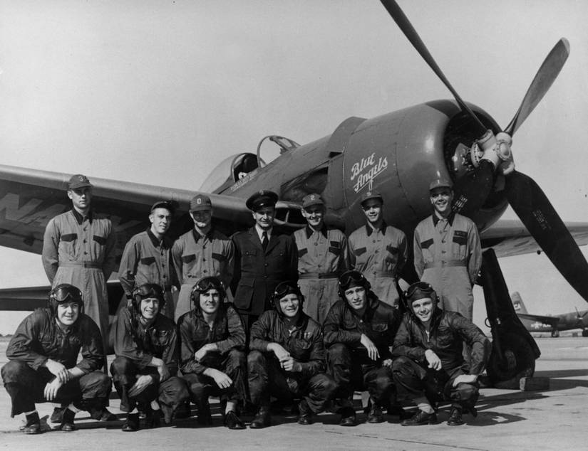 The Blue Angels Navy Squadron: A Look At The 2nd Oldest Aerobatic Team ...